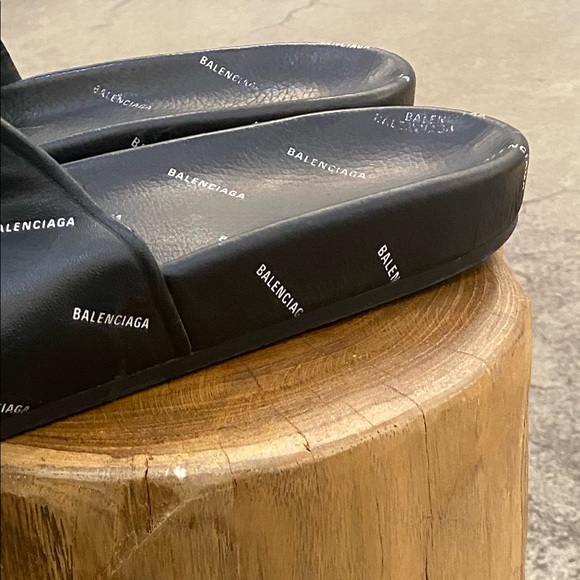 *authentic* Balenciaga slides - Picture 7 of 7